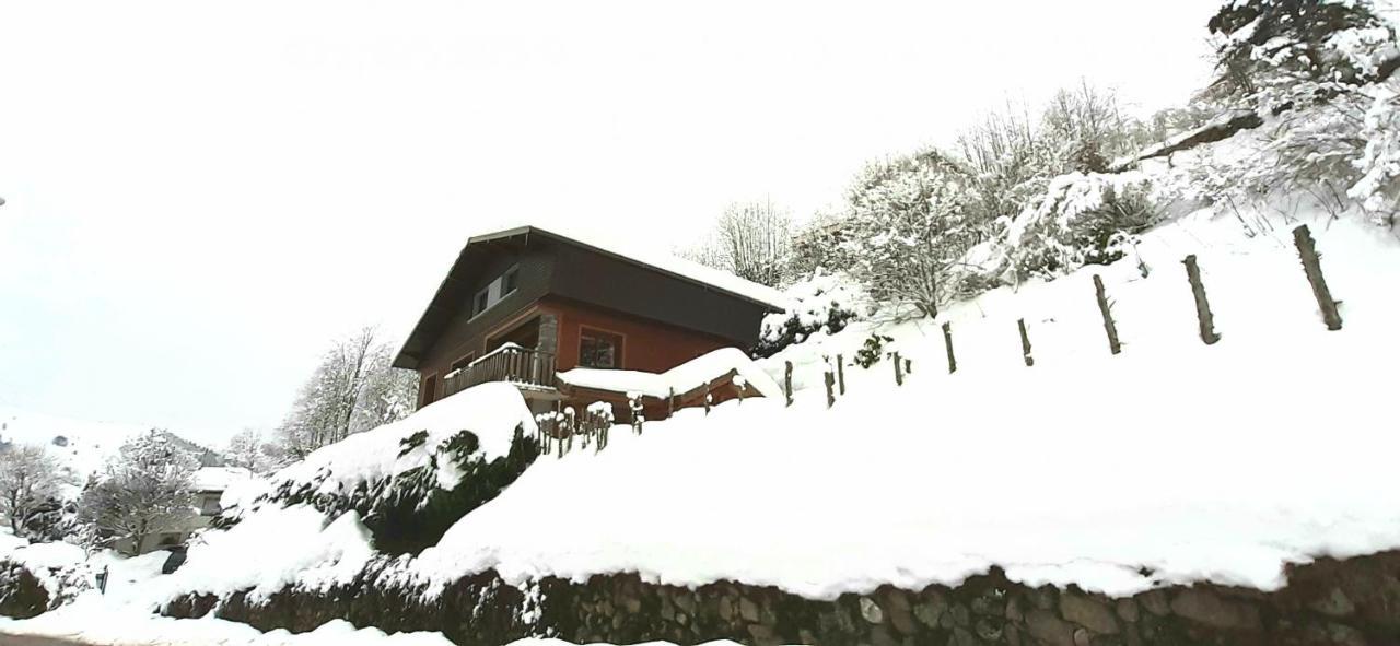 ラ・ブレス Chalet Les Trois Valleesヴィラ エクステリア 写真
