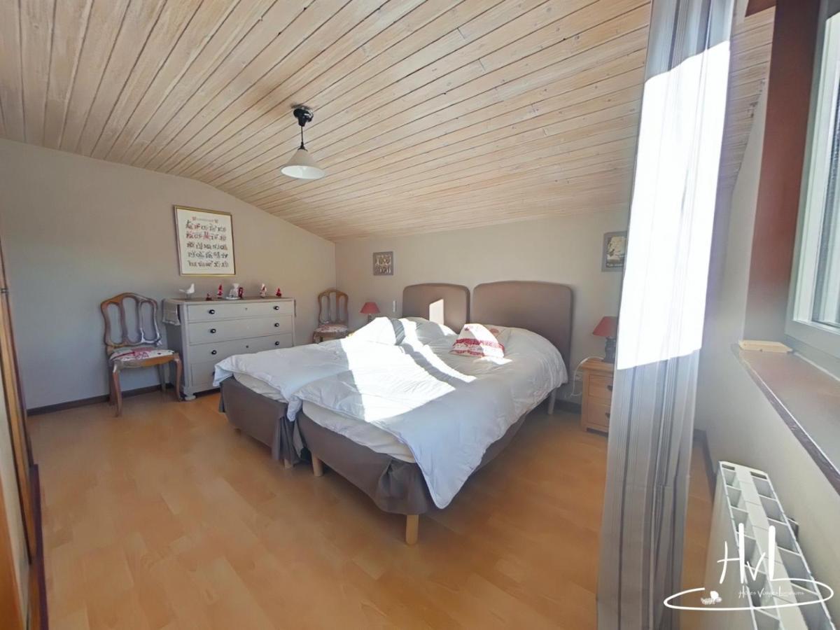 ラ・ブレス Chalet Les Trois Valleesヴィラ エクステリア 写真